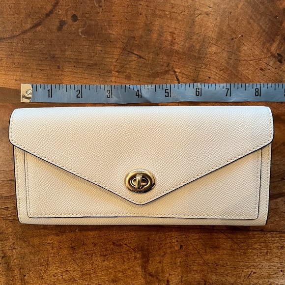 Coach Wallet, Cream, Leather NWT - Picture 4 of 7